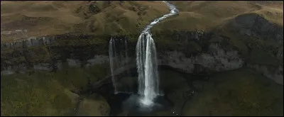 Complétez : 
"Nimmt Siegfried Krimhild zur..."