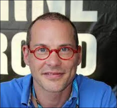 Dans quel sport Jacques Villeneuve s'est-il illustré ?