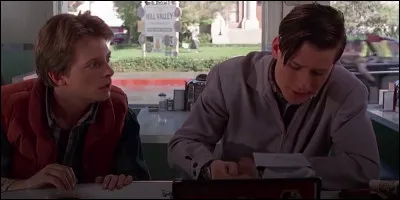 Dans un café, Marty commande un :