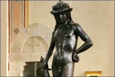 Quel artiste a réalisé en 1440 ce "David" en bronze, conservé au Musée national du Bargello ?