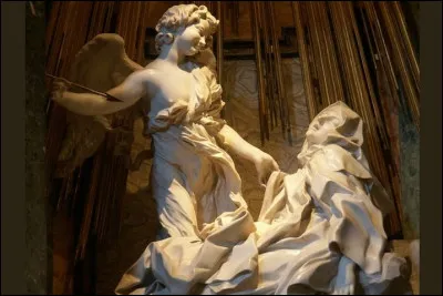 Qui a réalisé "L'Extase de sainte Thérèse", conservée à Rome dans la chapelle Santa Maria della Vittoria ?