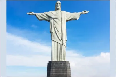 Dans quelle ville se situe le Christ rédempteur réalisé entre 1926-1931 ?