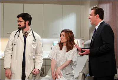 Que peut-on voir tout au long de l'épisode de la mort du père de Marshall ?