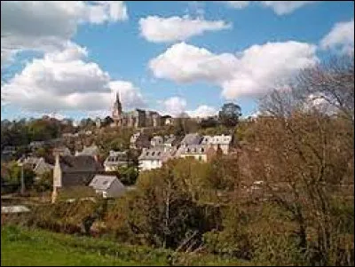 Ville-pont sur le fleuve Léguer, Lannion est une sous-préfecture ...