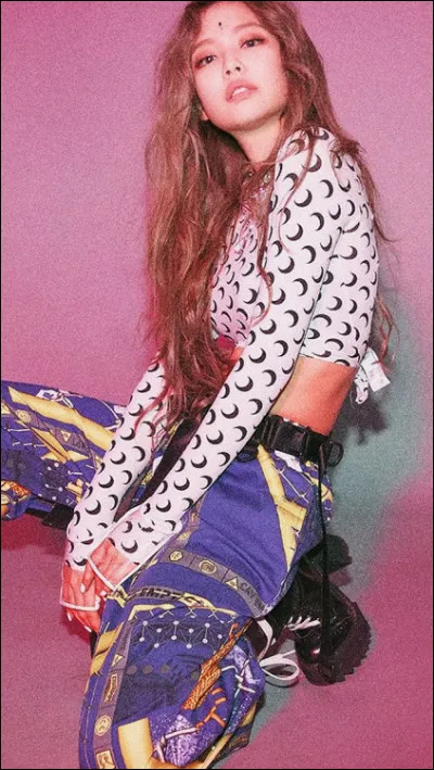 À quel moment voit-on Jennie dans cette tenue ?