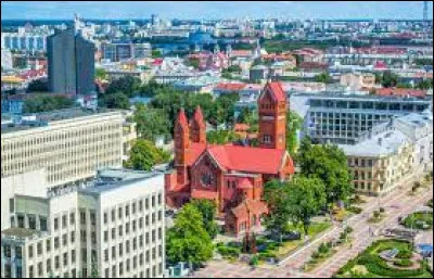 De quel pays la ville de Minsk est-elle la capitale ?