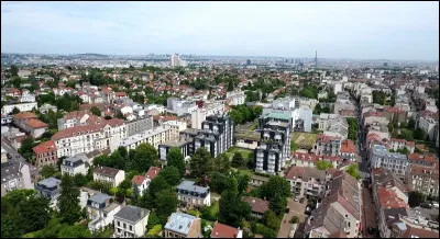 Quelle est l'intruse parmi ces villes ?