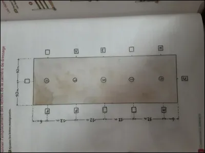 Mets les lettres qui manquent dans le sens des aiguilles d'une montre ?