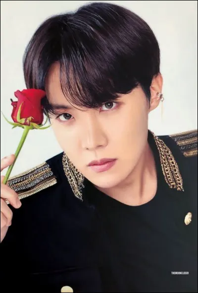 Quel est le nom de son premier single ?