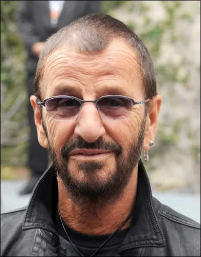 Qui est ce Ringo, 81 ans, batteur, auteur-compositeur-interprète et acteur britannique, doyen des "Beatles" ?