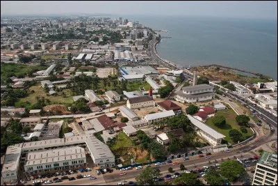 De quel pays Libreville est-elle la capitale ?