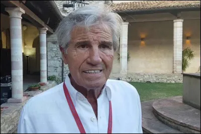L'Italien Nino Benvenuti, 83 ans, a été champion olympique aux Jeux de Rome en 1960, puis champion du monde en 1965. Dans quelle discipline sportive ?