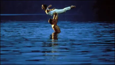 "Dirty dancing" est un long-métrage dans lequel joue Patrick Swayze.