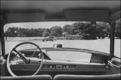 Quelle prouesse technique peut-on observer au tableau de bord de cette DS ?