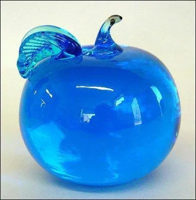 Est-ce qu'il y a des pommes bleues ?