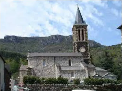 Nous nous trouvons dans le Languedoc-Roussillon, à Vebron. Village au pied du mont Aigoual, entre les gorges du Tarn et les gorges de la Jonte, il se situe dans le département ...