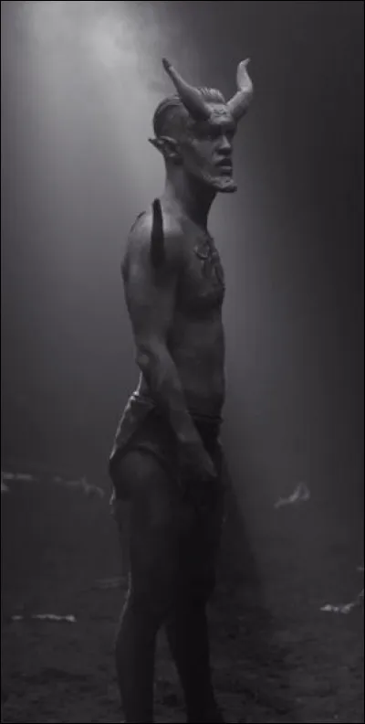 Vivant avec les sylvains, on entendait souvent sa voix dans l'épaisseur des bois, certains textes disent que l'on perd la vie après l'avoir vu. Qui est-il ?