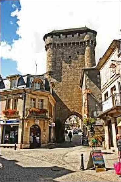 Deuxième ville de son département après Guéret, La Souterraine se situe ...