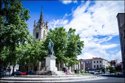 Quelle est l'intruse parmi ces villes ?