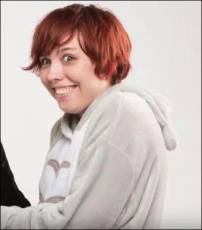 Comment s'appelle l'illustratrice ?