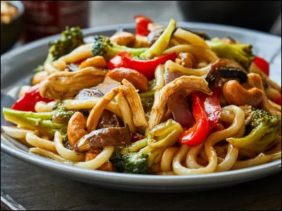 U : Udon
Les udons sont :