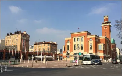 Quelle est l'intruse parmi ces villes ?