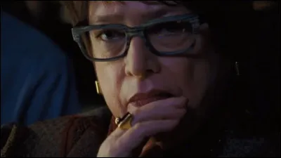 Dans quel film Kathy Bates est-elle l'agent artistique d'un célèbre acteur ?