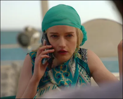 Quelle est cette série, créée et produite par Shonda Rhimes, où l'on peut suivre la vie d'une jeune femme très ambitieuse ?