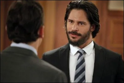 Comment s'appelle le copain de Fac que Marshall engage par excès de gentillesse ?