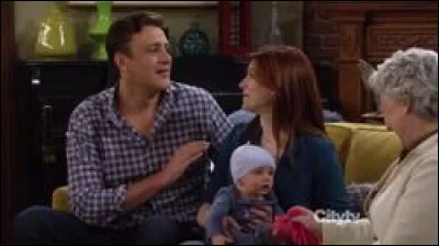 Qui finit par devenir la baby-sitter de Marvin ?