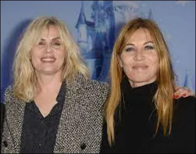 Des surs Mathilde et Emmanuelle Seigner, qui est l'aînée ?