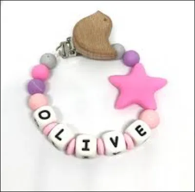 De quelle ville de la Drôme la production d'olives noires fait-elle la réputation ?