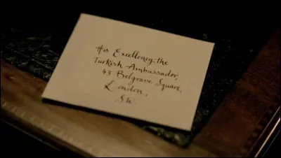 Par quel drame commence la série ?