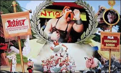 Qui pr&ecirc;te sa voix au personnage de C&eacute;tautomatix dans "Ast&eacute;rix, Le Domaine des Dieux" ?