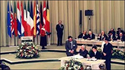 En quelle année le traité de Maastricht a-t-il vu le jour ?