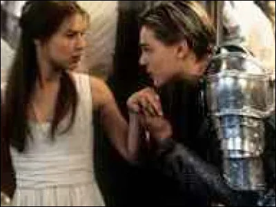 Qui est sa partenaire dans le film "Roméo + Juliette" ?