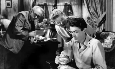 Quel cinéaste a réalisé "La maison du docteur Edwardes" (1945) avec Gregory Peck et Ingrid Bergman ?