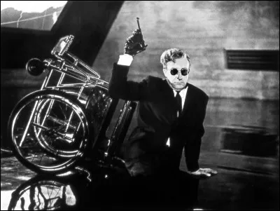 Quel cinéaste a réalisé "Docteur Folamour" (1964) ?