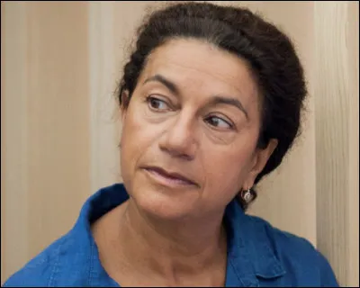 Qui est cette Valérie journaliste à TF1 et correspondante de presse dans les pays anglo-saxon ?