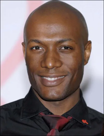 Qui est cet Harry, journaliste de télévision à Canal+, RTL et depuis 2008 à TF1 ?