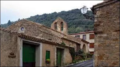 Je vous emmène dans les Corbières, à Mayronnes. Petit village de 38 habitants, il se situe dans le département ...