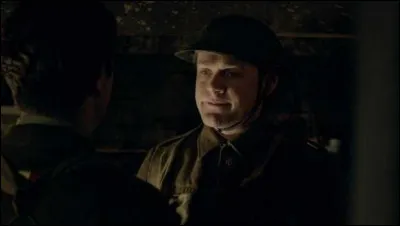 La famille fait en sorte que William soit sous les ordres de quelle personne pendant la guerre ?