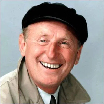 Dans quel film Bourvil joue-t-il un commissaire de police confront&eacute; &agrave; Alain Delon ?