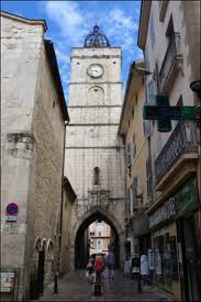 Comment appelle-on les habitants de la ville d'Apt (Vaucluse) ?