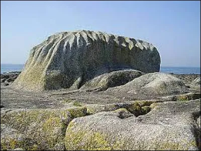 Quel nom porte cette curiosité naturelle, sur le littoral de Piriac-sur-Mer ?