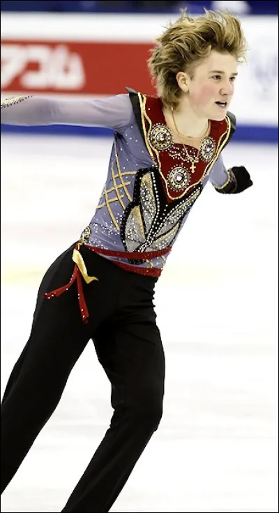 Quel patineur artistique ouzbek a participé deux fois aux Jeux Olympiques ?