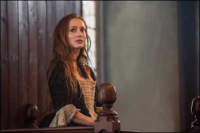 La sentence est prononcée, elles sont coupables, le bûcher les attend. Geillis se retourne alors vers Claire et lui dit "1968". Pourquoi ?