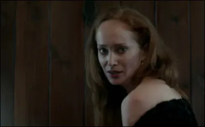 Ayant beaucoup de peine pour Claire, Geillis déclare alors...