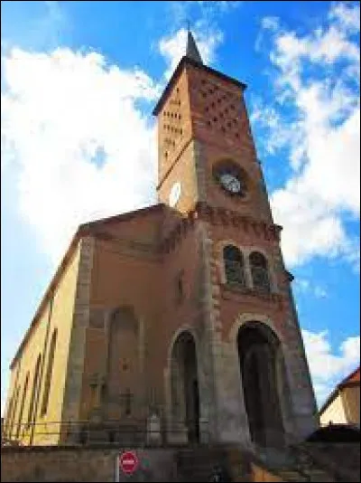 Nous sommes dans le Grand-Est au pied de l'église Saint-Paul, à Ottonville. Village du pays de Nied, à 5 kilomètres de Boulay-Moselle, il se situe dans le département ...