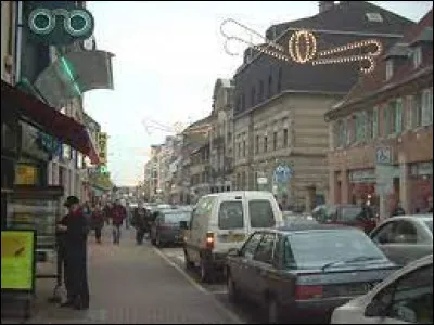 Ville à la frontière allemande, dans la région naturelle du Warndt, Forbach se situe ...